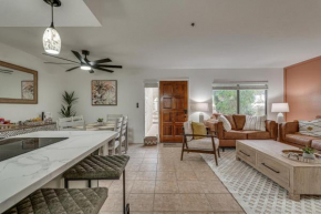 Lake Havasu City Condo with Patio 1 Mi to Boat Ramp